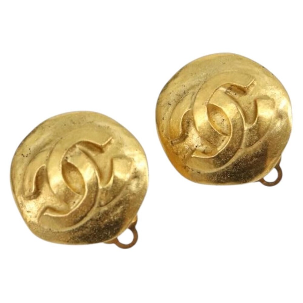 Chanel Vintage Round CC Clip-On Metal